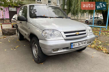 Внедорожник / Кроссовер Chevrolet Niva 2008 в Броварах