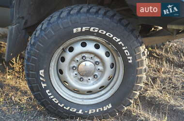 Внедорожник / Кроссовер Chevrolet Niva 2006 в 