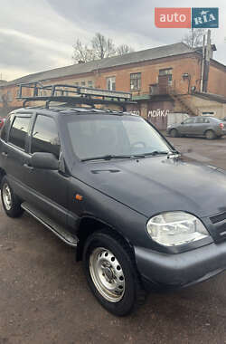 Позашляховик / Кросовер Chevrolet Niva 2006 в Чернігові