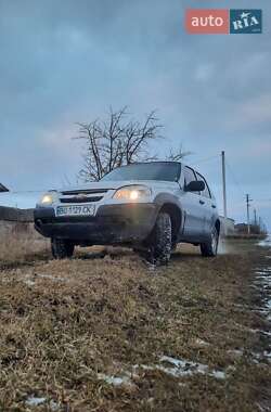 Позашляховик / Кросовер Chevrolet Niva 2011 в Тернополі