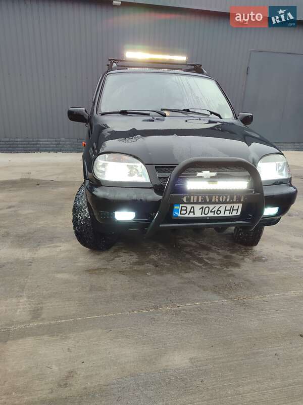 Позашляховик / Кросовер Chevrolet Niva 2006 в П'ятихатках