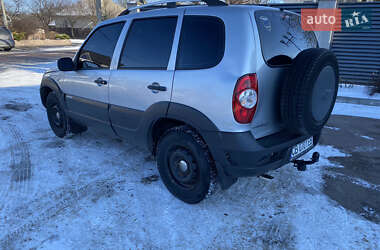 Позашляховик / Кросовер Chevrolet Niva 2011 в Козелеці