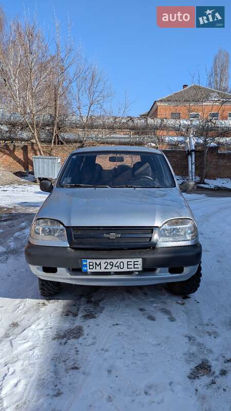 Внедорожник / Кроссовер Chevrolet Niva 2004 в Александрие