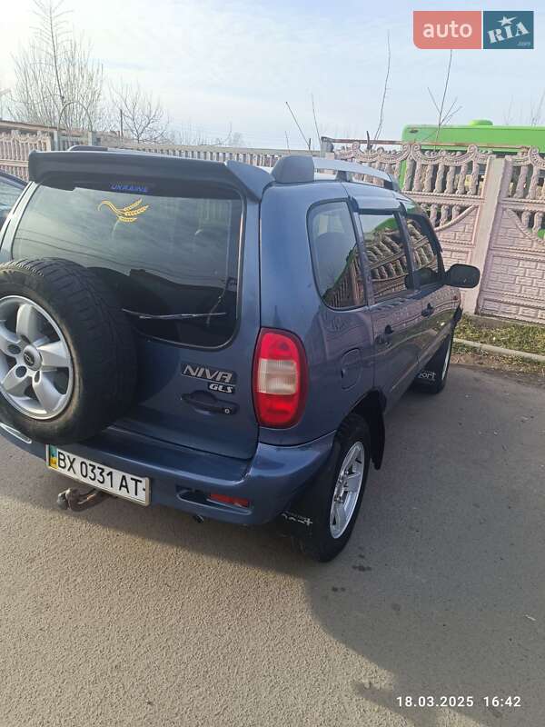 Внедорожник / Кроссовер Chevrolet Niva 2008 в Староконстантинове