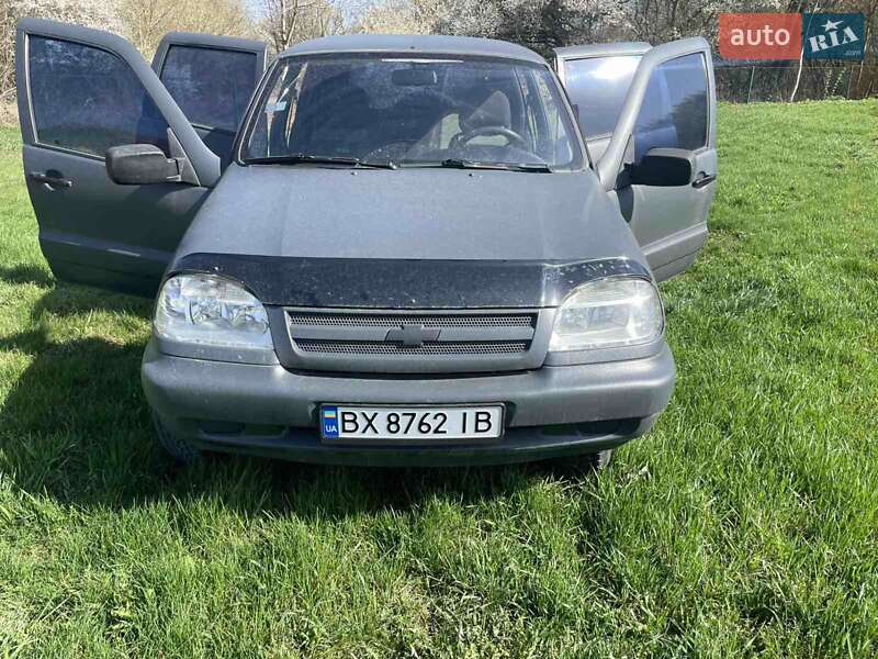 Chevrolet Niva 2008