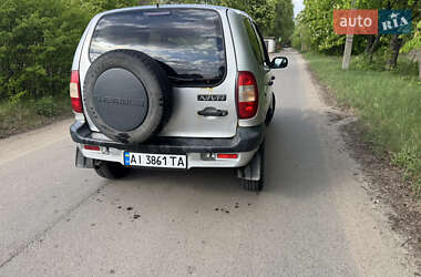 Позашляховик / Кросовер Chevrolet Niva 2007 в 