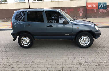 Позашляховик / Кросовер Chevrolet Niva 2008 в Звягелі