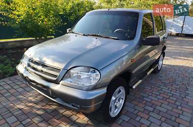 Внедорожник / Кроссовер Chevrolet Niva 2008 в 