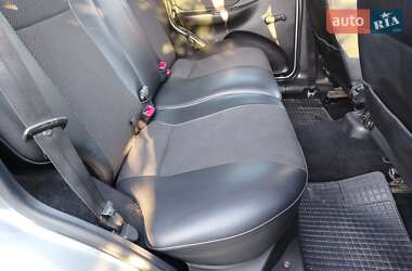 Внедорожник / Кроссовер Chevrolet Niva 2008 в 