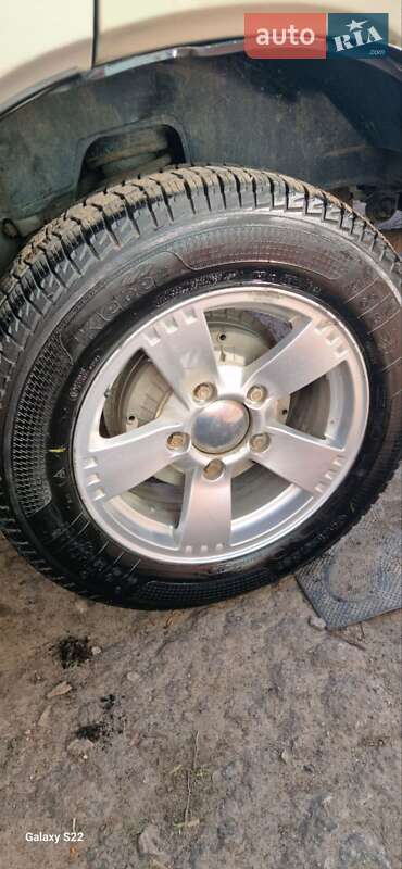 Внедорожник / Кроссовер Chevrolet Niva 2008 в Сумах