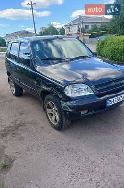 Внедорожник / Кроссовер Chevrolet Niva 2008 в 
