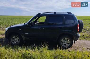 Внедорожник / Кроссовер Chevrolet Niva 2011 в Фастове