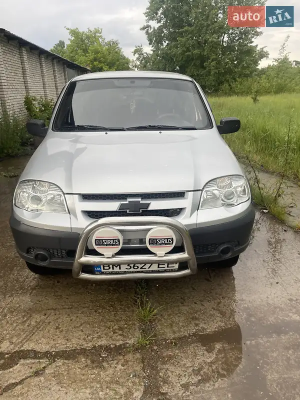 Chevrolet Niva 2011