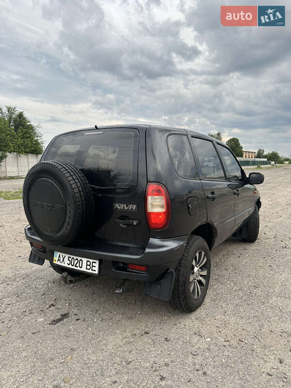 Внедорожник / Кроссовер Chevrolet Niva 2007 в Харькове фото 5 Внедорожник / Кроссовер Chevrolet Niva 2007 в Харькове