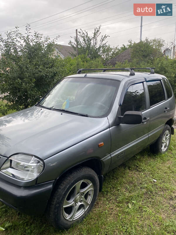 Внедорожник / Кроссовер Chevrolet Niva 2008 в Миргороде