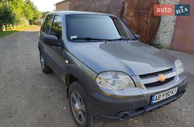 Внедорожник / Кроссовер Chevrolet Niva 2012 в Виннице