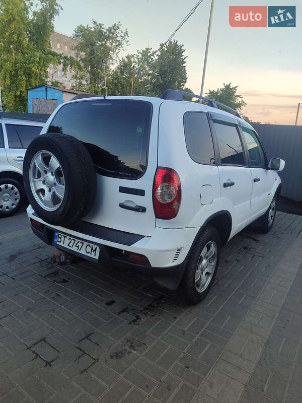 Внедорожник / Кроссовер Chevrolet Niva 2009 в Кропивницком