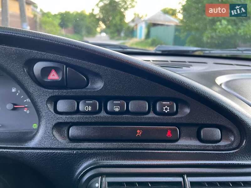 Позашляховик / Кросовер Chevrolet Niva 2019 в Дніпрі