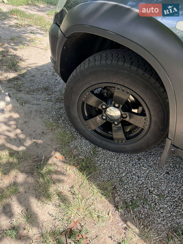 Позашляховик / Кросовер Chevrolet Niva 2016 в Каневі