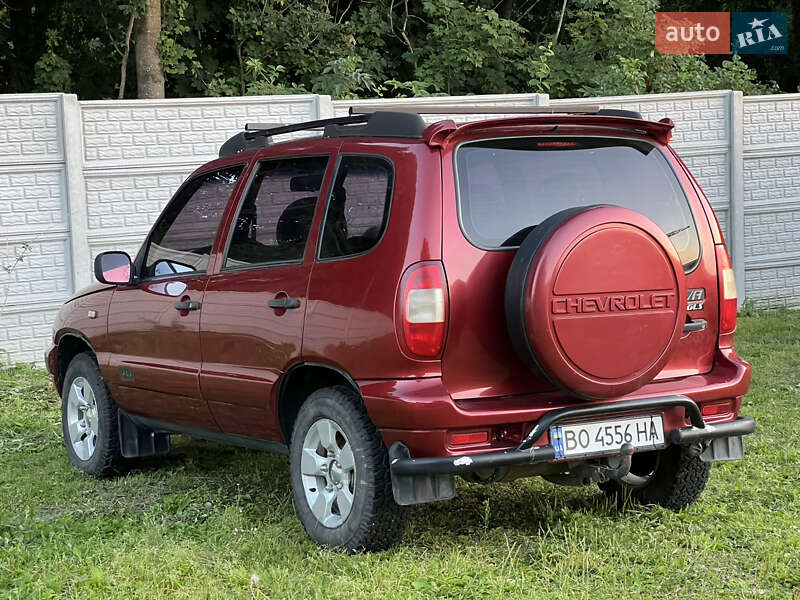 Позашляховик / Кросовер Chevrolet Niva 2007 в Кременці