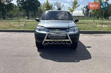 Внедорожник / Кроссовер Chevrolet Niva 2015 в Краматорске