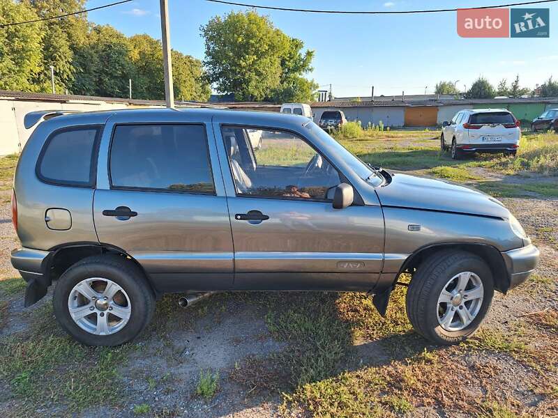Позашляховик / Кросовер Chevrolet Niva 2006 в Харкові