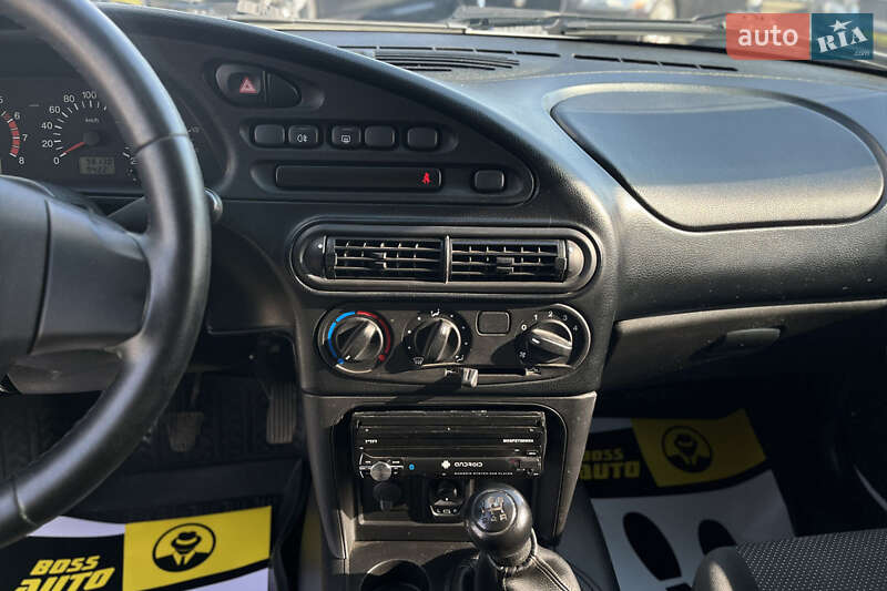 Позашляховик / Кросовер Chevrolet Niva 2018 в Мукачевому