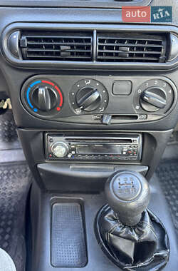 Внедорожник / Кроссовер Chevrolet Niva 2004 в  фото 30 Внедорожник / Кроссовер Chevrolet Niva 2004 в