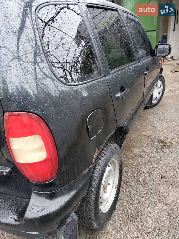 Внедорожник / Кроссовер Chevrolet Niva 2006 в Новой Ушице фото 5 Внедорожник / Кроссовер Chevrolet Niva 2006 в Новой Ушице