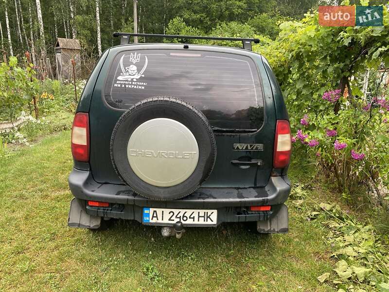 Внедорожник / Кроссовер Chevrolet Niva 2004 в Броварах фото 3 Внедорожник / Кроссовер Chevrolet Niva 2004 в Броварах
