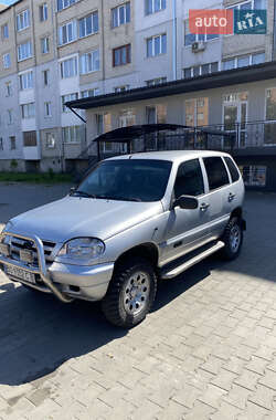 Внедорожник / Кроссовер Chevrolet Niva 2007 в Дубно