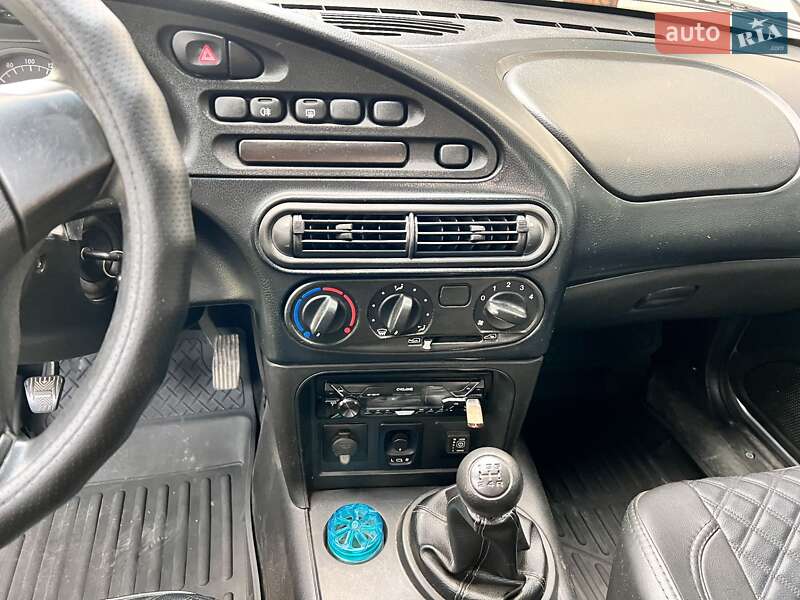 Позашляховик / Кросовер Chevrolet Niva 2018 в Перегінське