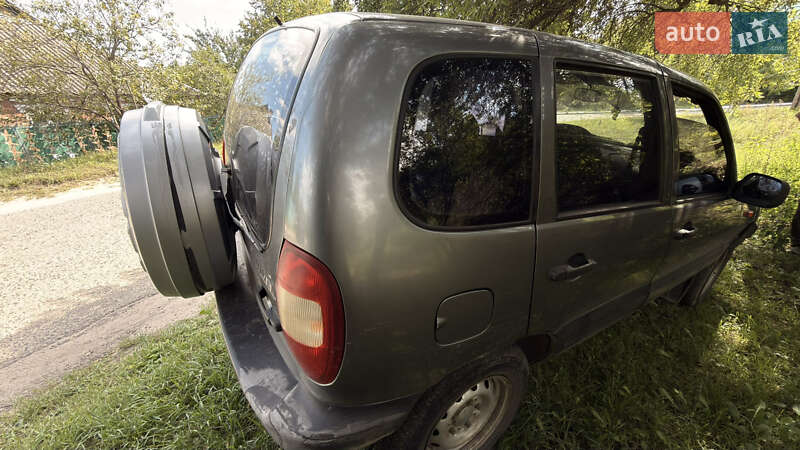 Позашляховик / Кросовер Chevrolet Niva 2006 в Харкові