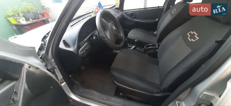 Внедорожник / Кроссовер Chevrolet Niva 2015 в Сумах