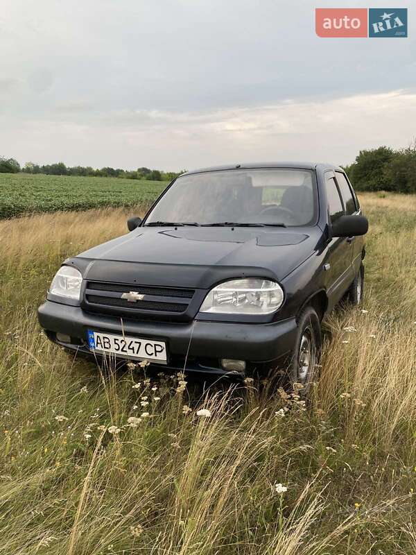 Внедорожник / Кроссовер Chevrolet Niva 2005 в Бершади