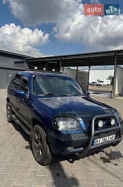 Позашляховик / Кросовер Chevrolet Niva 2008 в Котельві