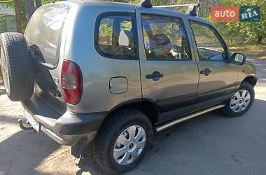 Внедорожник / Кроссовер Chevrolet Niva 2006 в Золотоноше
