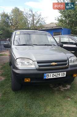 Внедорожник / Кроссовер Chevrolet Niva 2004 в Переяславе