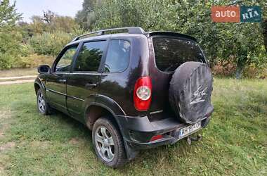 Внедорожник / Кроссовер Chevrolet Niva 2010 в Полтаве