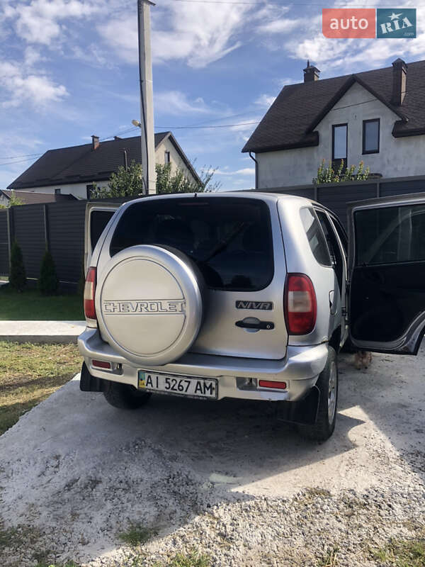 Позашляховик / Кросовер Chevrolet Niva 2006 в Борисполі