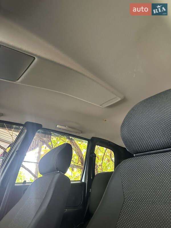 Позашляховик / Кросовер Chevrolet Niva 2010 в Запоріжжі