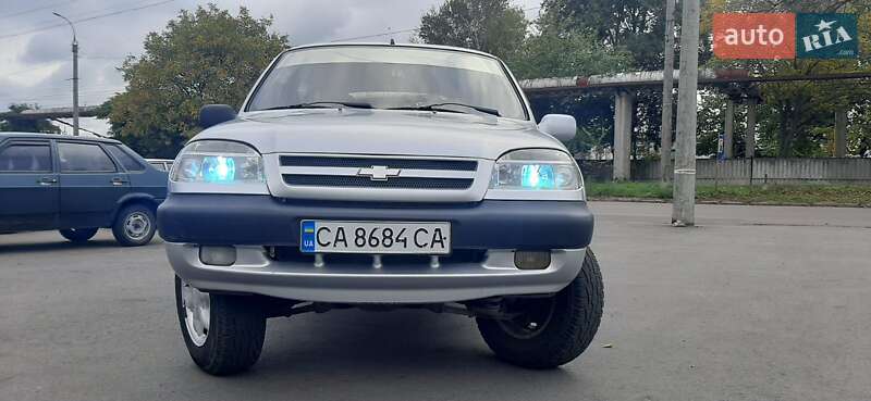Позашляховик / Кросовер Chevrolet Niva 2005 в Черкасах фото 3 Позашляховик / Кросовер Chevrolet Niva 2005 в Черкасах