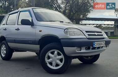 Позашляховик / Кросовер Chevrolet Niva 2005 в Черкасах