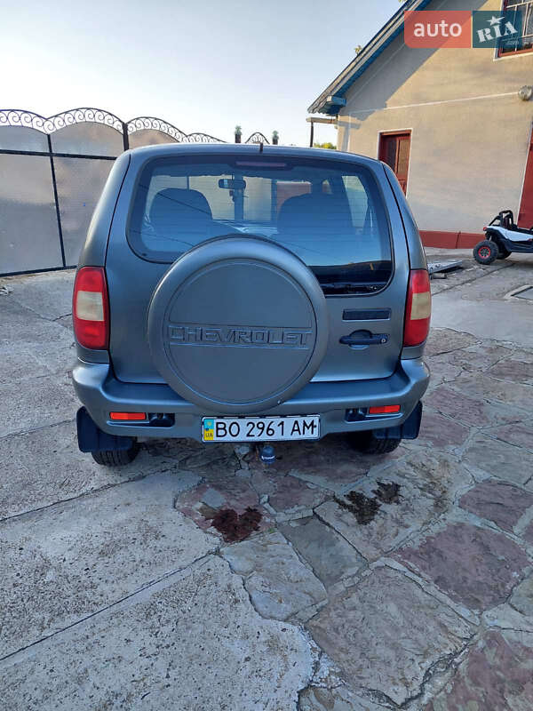 Внедорожник / Кроссовер Chevrolet Niva 2005 в Залещиках