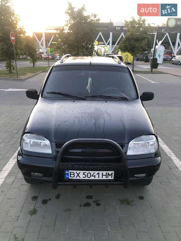 Внедорожник / Кроссовер Chevrolet Niva 2007 в Хмельницком фото 11 Внедорожник / Кроссовер Chevrolet Niva 2007 в Хмельницком