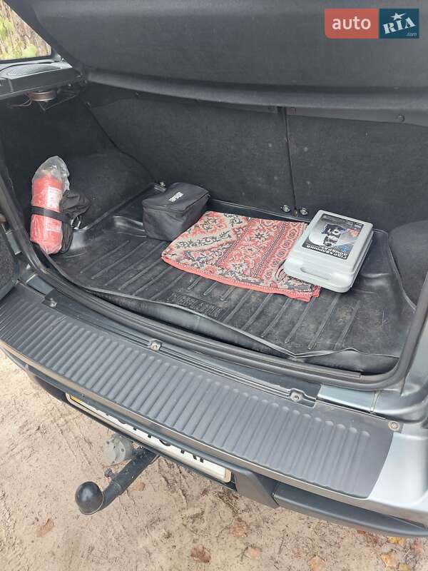 Позашляховик / Кросовер Chevrolet Niva 2011 в Шостці