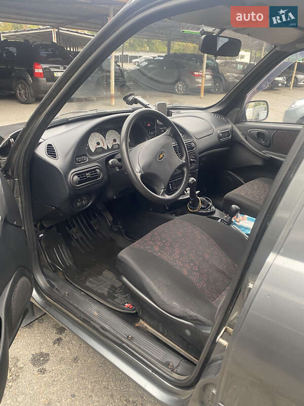 Внедорожник / Кроссовер Chevrolet Niva 2006 в Днепре фото 4 Внедорожник / Кроссовер Chevrolet Niva 2006 в Днепре