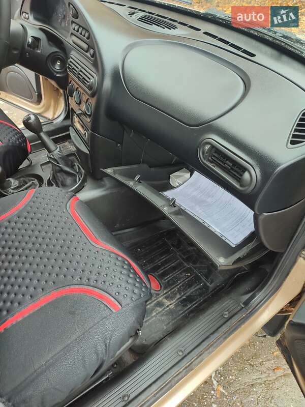 Внедорожник / Кроссовер Chevrolet Niva 2004 в Южноукраинске фото 12 Внедорожник / Кроссовер Chevrolet Niva 2004 в Южноукраинске