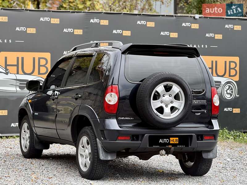 Внедорожник / Кроссовер Chevrolet Niva 2010 в Харькове фото 4 Внедорожник / Кроссовер Chevrolet Niva 2010 в Харькове