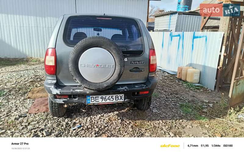 Позашляховик / Кросовер Chevrolet Niva 2004 в Миргороді